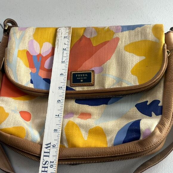 Fossil Preston Crossbody Purse Leather Canvas W/ Floral Pattern Flap Zip Around - Picture 14 of 16